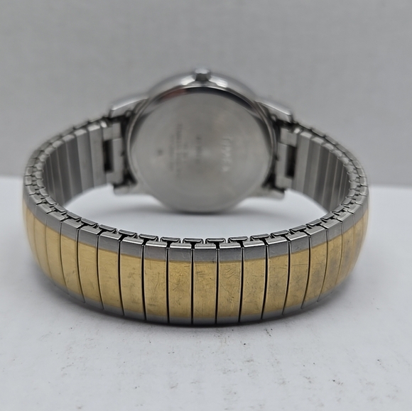 Mens Timex R6 Date Indiglo Two Tone Quartz Analog Watch New Battery - Picture 7 of 13